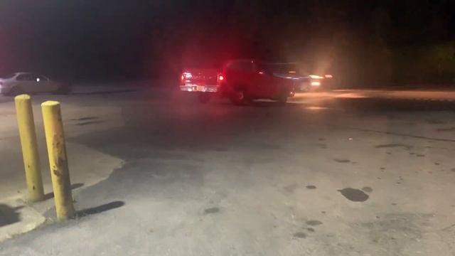 Burn out in my dads 1986 dodge ram смотреть онлайн