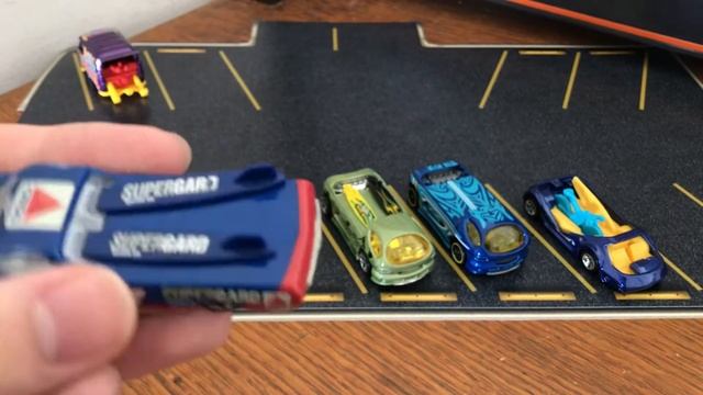 Hot Wheels Pro Racing Deora and the curse of the rubber band смотреть онлайн