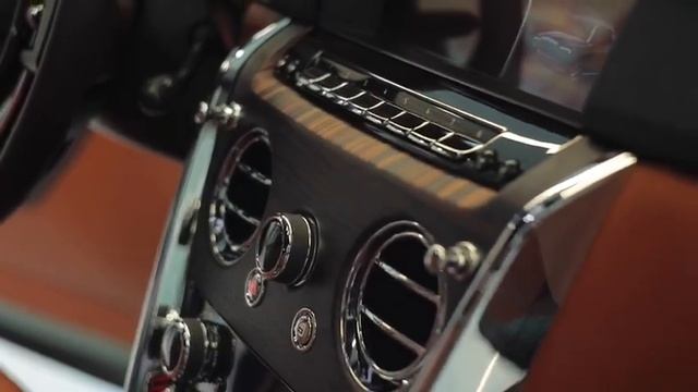 Rolls-Royce Cullinan в АВИЛОН смотреть онлайн
