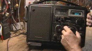 Quick look at a Panasonic RF 2900 shortwave radio
