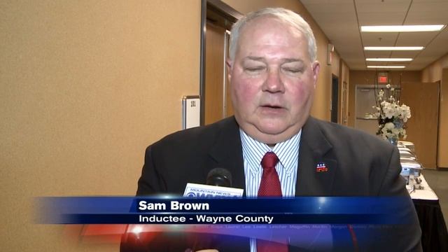 Kentucky Republicans in the fifth district honor inductees into Lincoln Club Hall of Fame смотреть онлайн