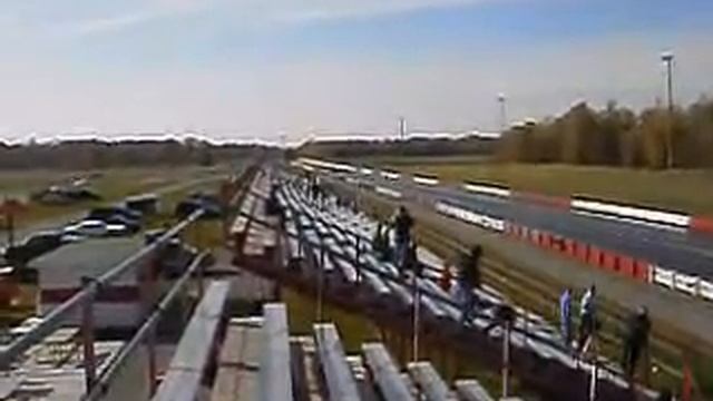 Dodge D100 vs Honda CBR900RR смотреть онлайн