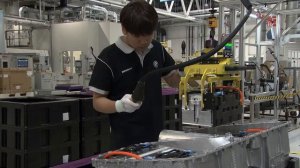 CAR FACTORY | BMW Brilliance Automotive Shenyang, Production of high-voltage batteries.