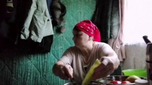 Смеялась над комментарием.