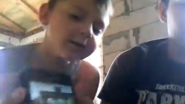 Разбитый телефон смотреть онлайн