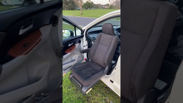 Auto provider 2010 HONDA ODYSSEY Electric seatMobility seat.