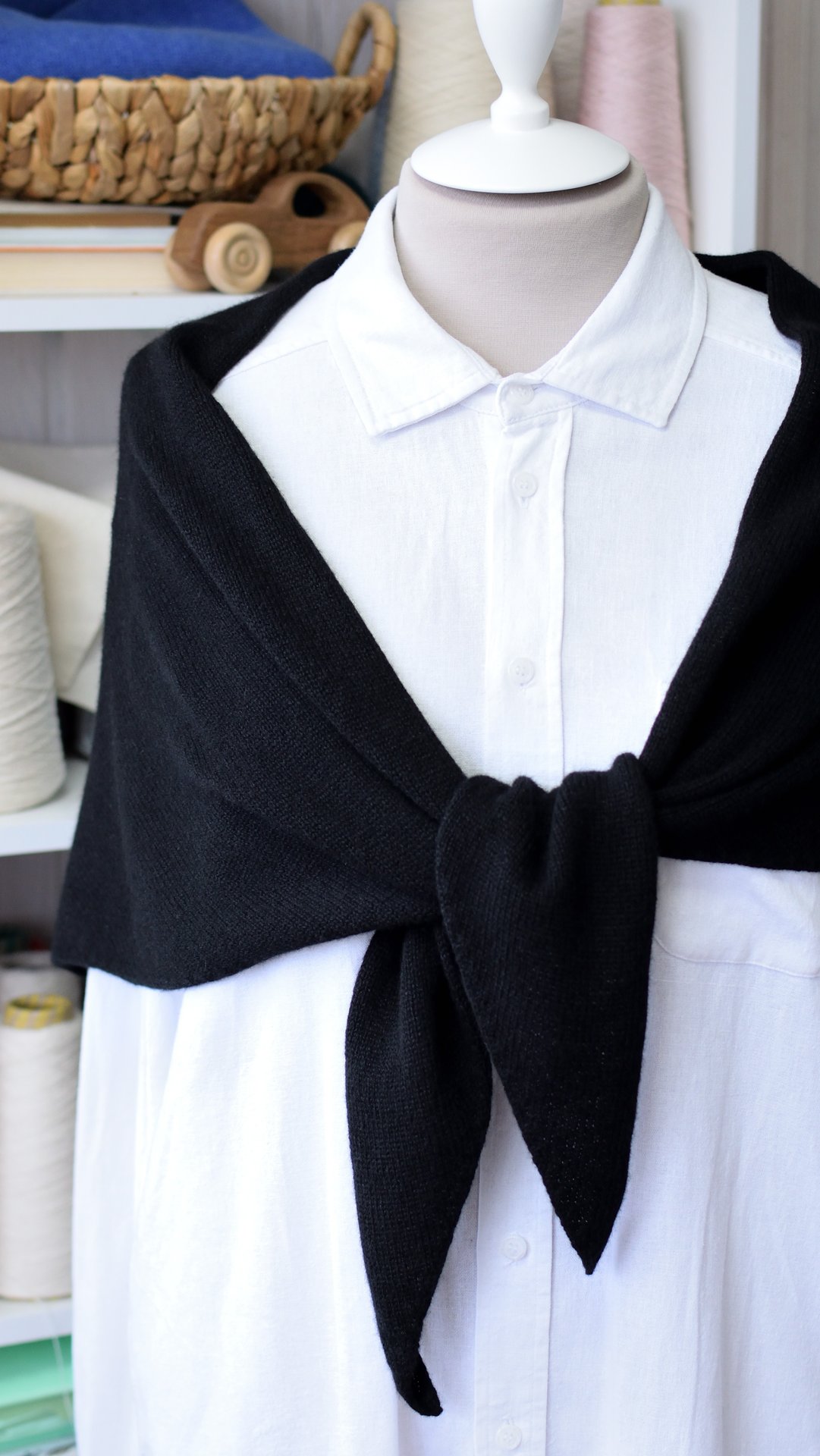 Как носить кашемировую косынку? смотреть онлайн