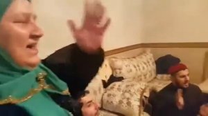 2 Чеченца, Т1ат1и мурдаш