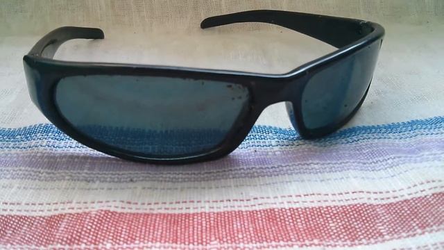 Крутые Солнцезащитные очки / Cool Sunglasses смотреть онлайн