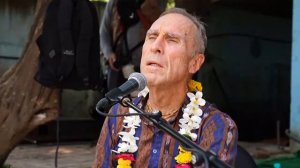 2024.10.23 Варшана 04 Бада Хари прабху киртан