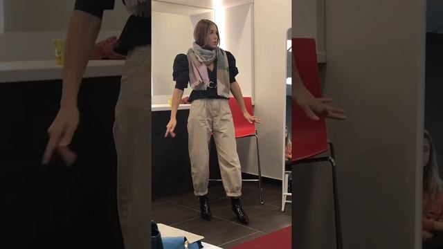 Тренды осени от очаровательной Лилии Исмагиловой! смотреть онлайн