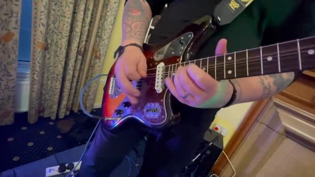 Soundcheck with my Jaguar #guitar #guitarsolo #fenderjaguar #metal #rock смотреть онлайн