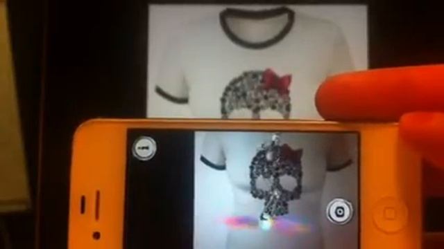 LivePlus 3D (череп с бантом) - футболки с 3D видео - дополнительная реальность смотреть онлайн