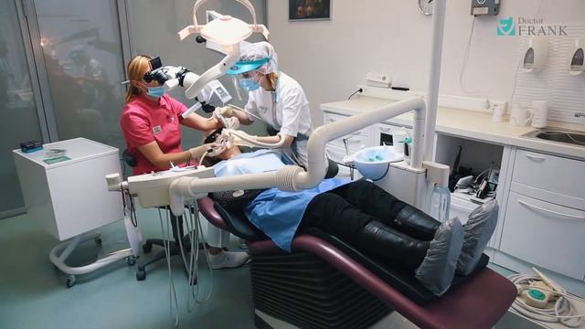 Для чего нужна видеофиксация при лечении под микроскопом