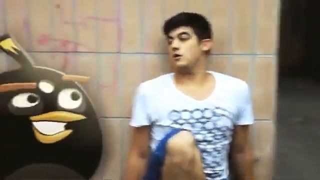 ANGRY BIRDS - Темные очки с любимыми персонажами!. смотреть онлайн