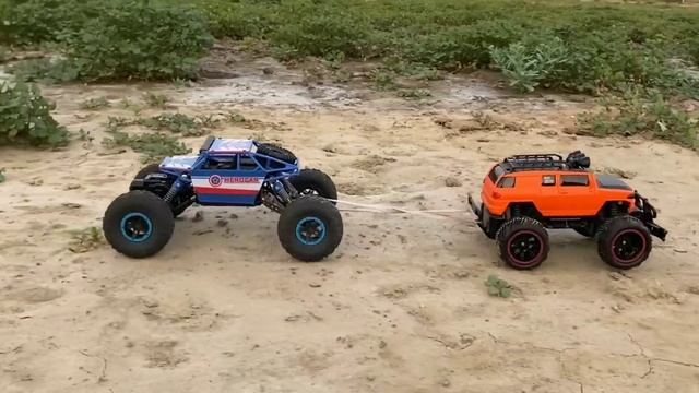 RC Hummer Car vs RC Rock Crawler | RC Car Water Test | RC Car Race