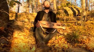 Осенняя песня на Йоухикко! (старинная финская смычковая лира)