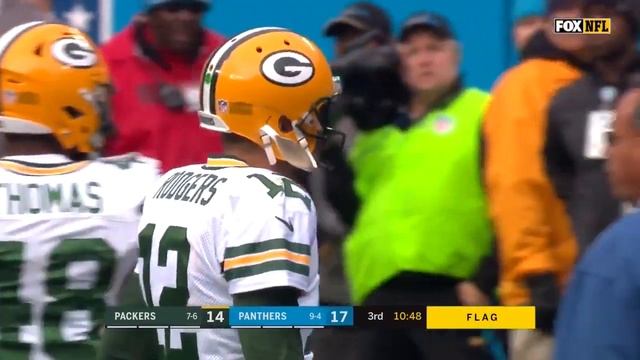 Davante Adams takes brutal hit to head by Thomas Davis смотреть онлайн