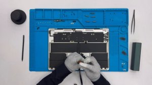 MacBook Air M2 15 inch Teardown A2941 - 2023 Model