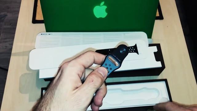 Unboxing Apple Watch 2. series: Nike+ edition Space gray смотреть онлайн