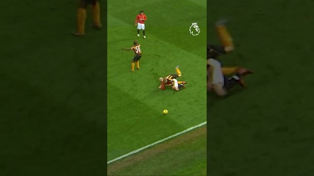 Wayne Rooney's ICONIC dropball tackles