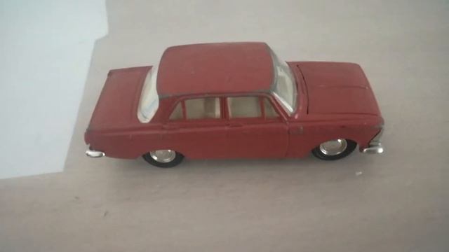 Обзор на игрушечный Москвич 408 смотреть онлайн