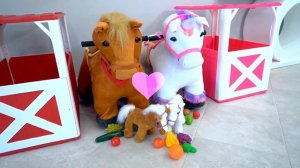 Диана и Рома Диана и Рома играют в кафе на колесах