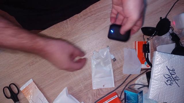 Распаковка самых дешевых Bluetooth наушников с aliexpress смотреть онлайн
