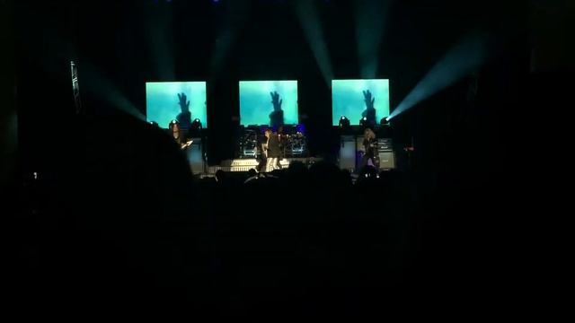 Tesla Edison’s Medicine Daytona 2019 смотреть онлайн