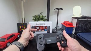 BACKBONE One Gen 2 mobile gaming controller