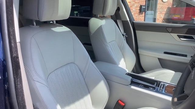 Jaguar XF 2.0d Portfolio Auto AWD Euro 6 (s/s) 4dr - 2018 67 Reg смотреть онлайн