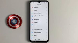 Change the lock screen clock style on Poco C40 Android 11