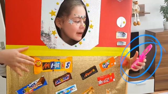 Полицейский Максим Ловит Воришку смотреть онлайн