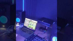 Сэмплирование своего голоса , бит с нуля за минуту