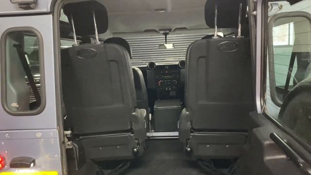 2010 LandRover Defender 90 2.4 County Factory StationWagon 4 seats ( Glavanised Chassis ) смотреть онлайн