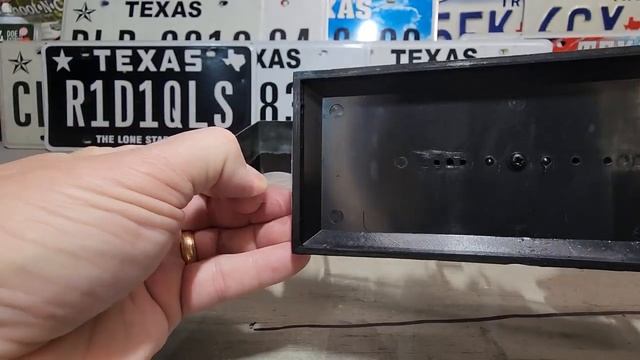 Mysterious unboxing: The LOST Jeep смотреть онлайн