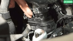 Течь охлаждающей жидкости Land Rover. Не дай двигателю умереть от перегрева. Замена термостата.