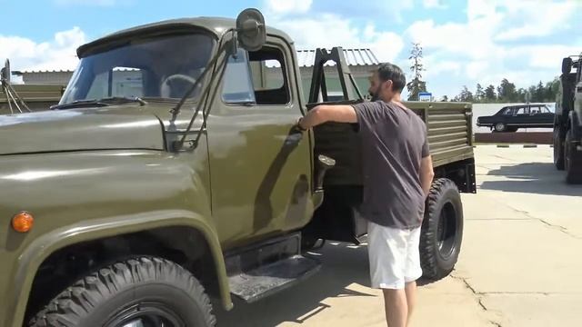 От броневика до Ауруса смотреть онлайн