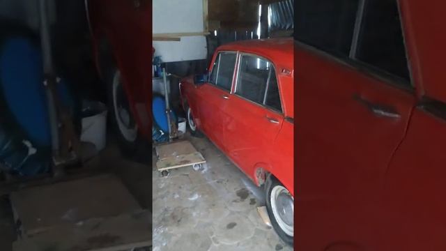 Как зимует у меня Москвич и чем мы не занимаемся. смотреть онлайн