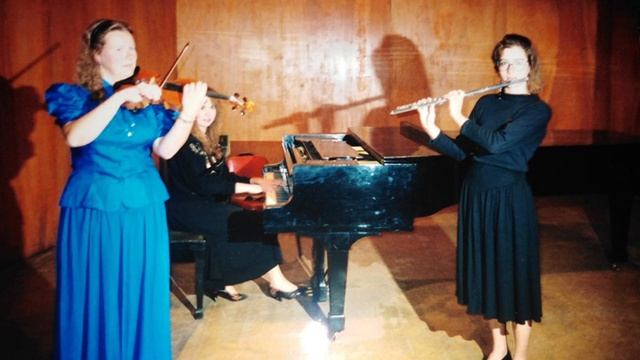 Trío Bach - Triosonata en Re Mayor (Wilhelm Friedemann Bach) смотреть онлайн