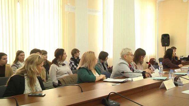 Круглый стол "От истока к высшему музыкальному образованию на Луганщине"