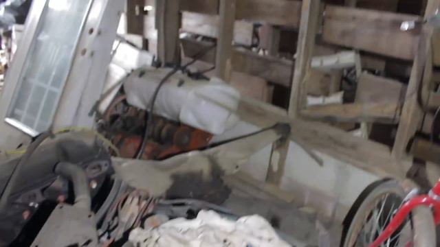 ABANDONED 1969 Dodge Charger's New Engine! смотреть онлайн