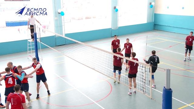 К нам едет...волейбол! смотреть онлайн