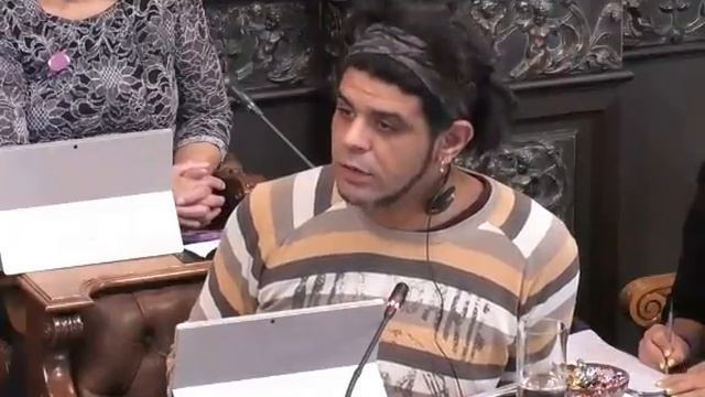 PNV-PSE de Bilbao regalan entradas a las élites por bienquedismo