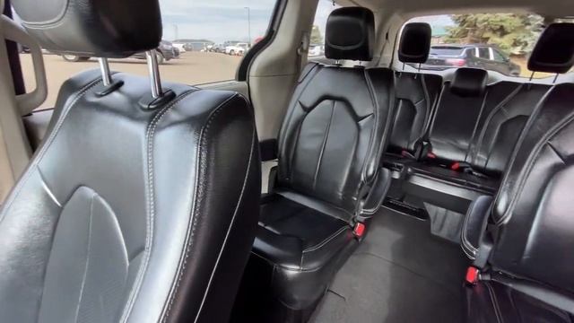 2022 Chrysler Pacifica Touring L WI Hudson, Baldwin, Woodbury, Cottage Grove, New Richmond смотреть онлайн