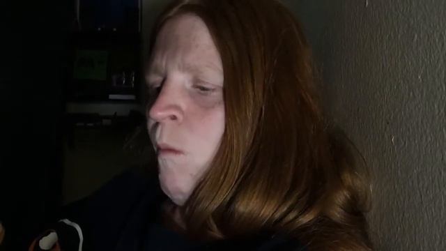 Trying Apple Pie Oreo смотреть онлайн