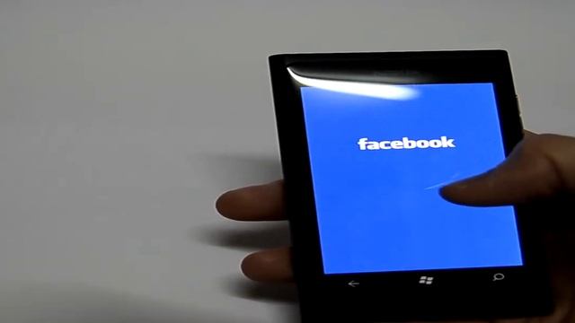 Windows Phone 7.5 (Mango) - Multi-Tasking in Detail With Nokia Lumia 800