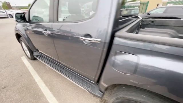 Isuzu D-Max 1.9 TD Yukon Double Cab Pickup 4WD Euro 6 4dr YN20ZZV смотреть онлайн