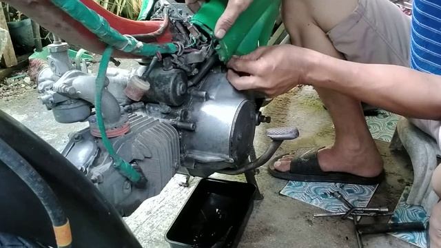 first youtube video bai😁.. bisaya version no edit... how to uninstall primary and secondary clutch. смотреть онлайн