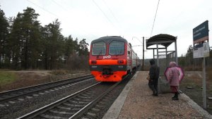 Электропоезд ЭД9М-0232. Покатушки от Новобелоярска до Боровихи+отправление.